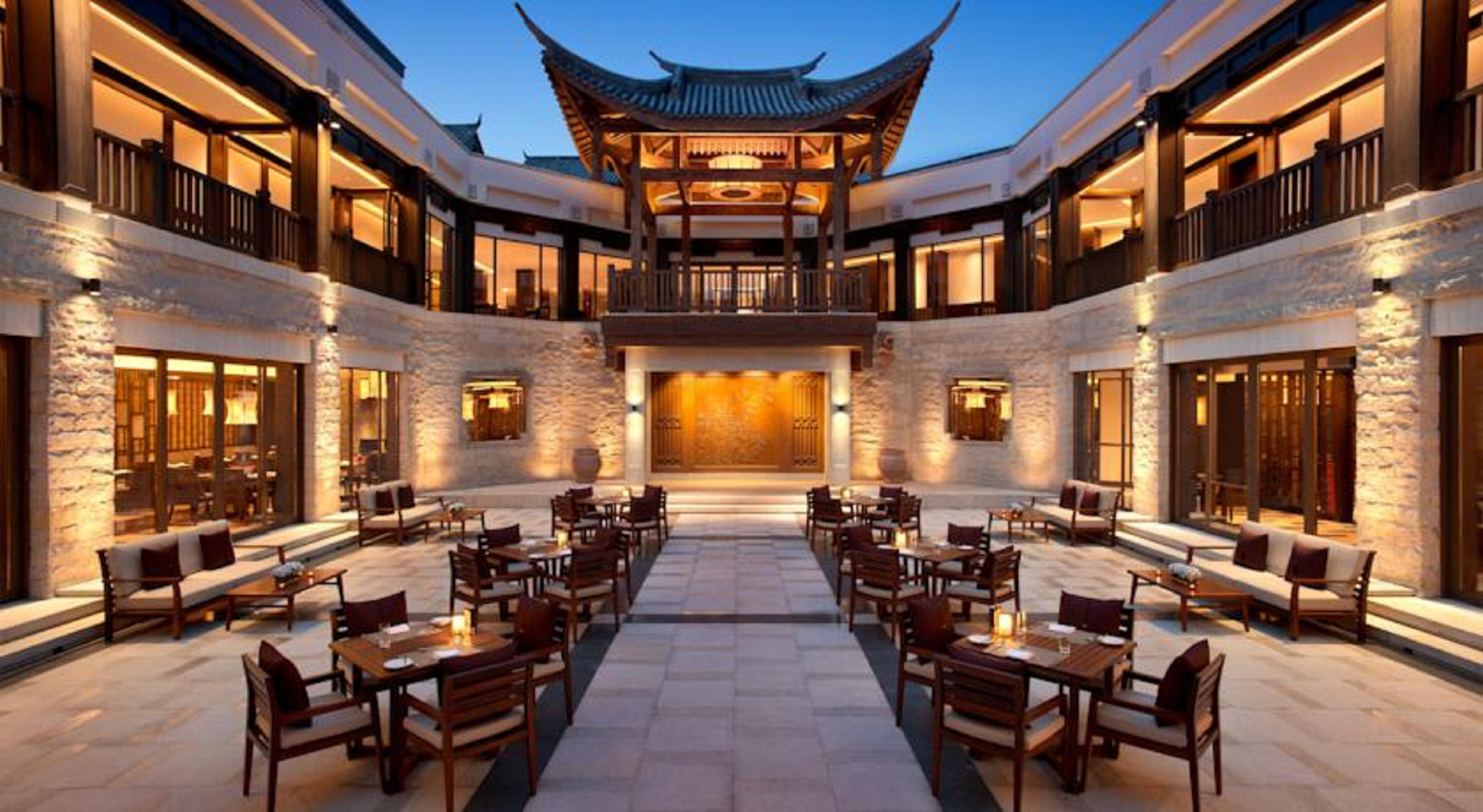 Отель Banyan Tree Chongqing Beibei Экстерьер фото