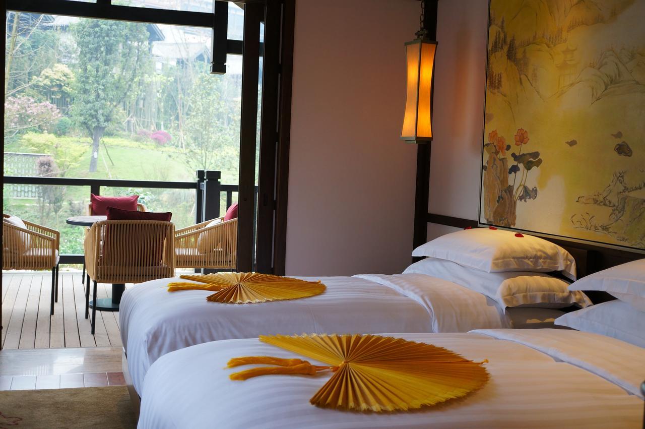 Отель Banyan Tree Chongqing Beibei Экстерьер фото