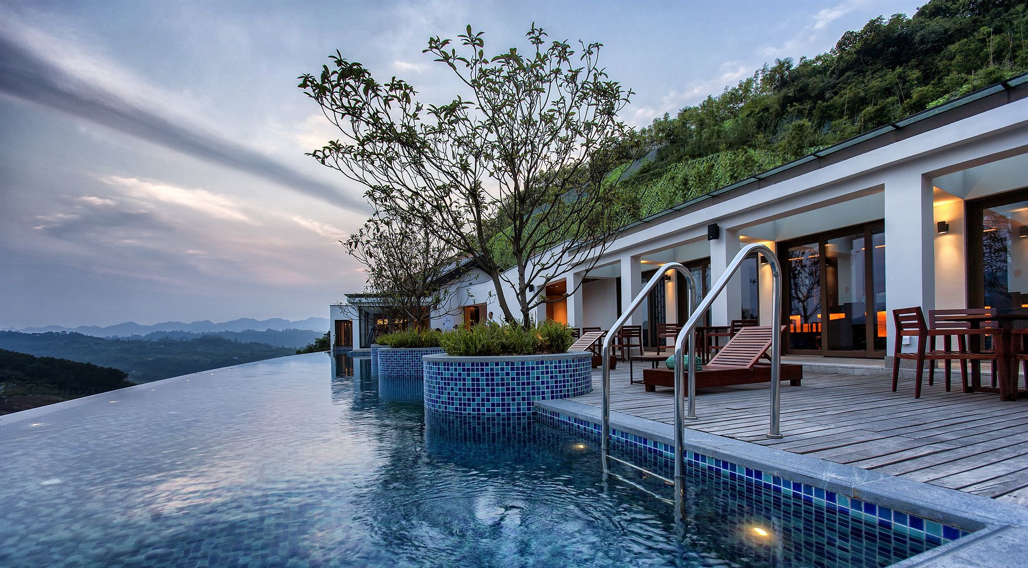 Отель Banyan Tree Chongqing Beibei Экстерьер фото