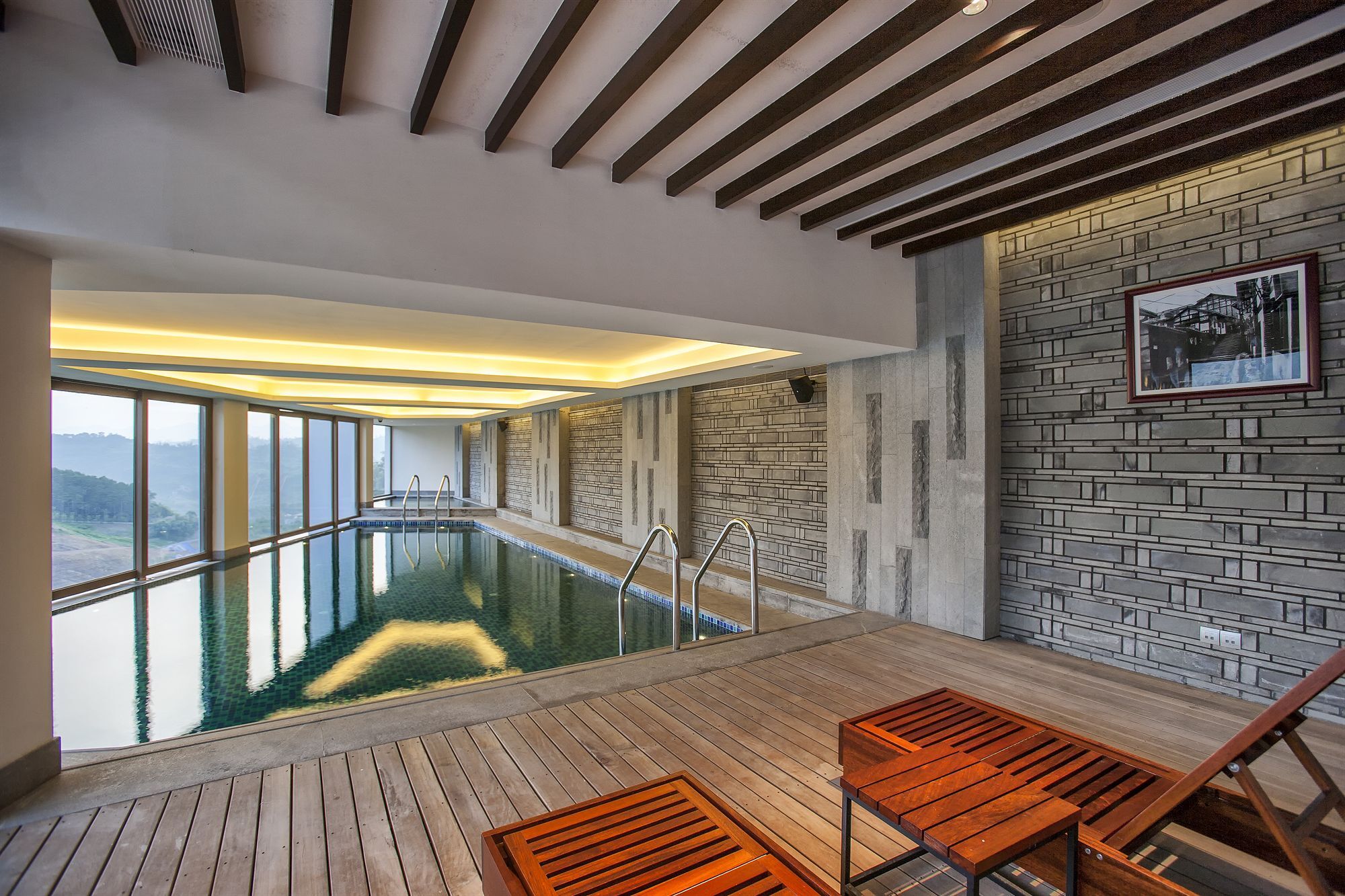 Отель Banyan Tree Chongqing Beibei Экстерьер фото